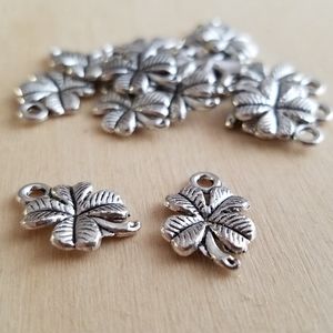 20 pcs Four leaf clover charm, good luck charm